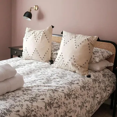 Cosy District Holiday home *
